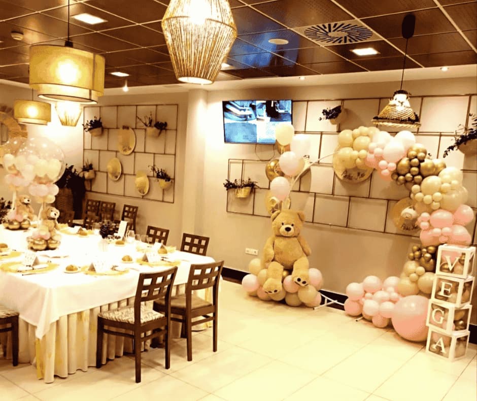 Sheila decoración con globos Asturias trabajo 1 AEDAG